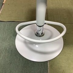 【リサイクルサービス八光】昇降式　バーチェア　ホワイト　の画像
