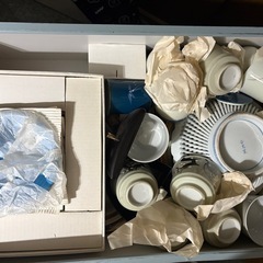 食器、花瓶類の画像