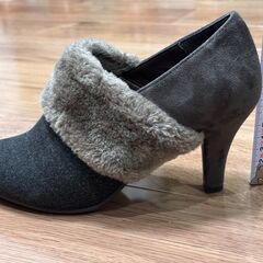 JELLY BEANS（ジェリービーンズ）　ファー付きショートブーツ　パンプス　おしゃれ　かわいいの画像