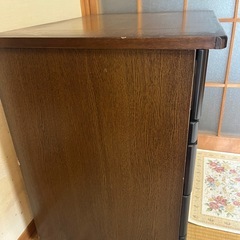 キャビネット　まだ綺麗です　重くて動かすのも大変　の画像