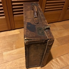 トランク　茶色　ブラウン　昭和　レトロ　ヴィンテージ　アンティーク　飾り　インテリア　中古の画像