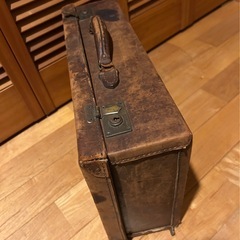 トランク　茶色　ブラウン　昭和　レトロ　ヴィンテージ　アンティーク　飾り　インテリア　中古の画像