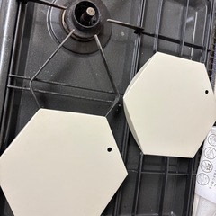 ガスコンロ置き2コ、コースター5コの画像