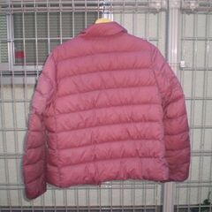 ユニクロ　ウルトラライトダウン　XLサイズ　女性の画像