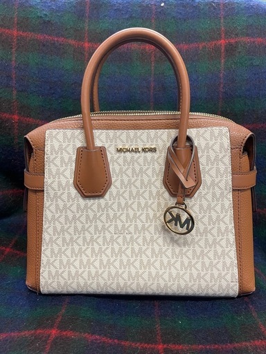 マイケル・コース　マーサー ベルテッド ミディアム サッチェル（バニラ/エイコーンのシグネチャーキャンバスとレザー製）