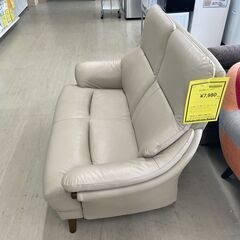 【ジャングルジャングル滋賀草津店】ジモティ来店特価‼  2人掛けソファー ホワイト J-251195の画像