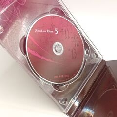 進撃の巨人 ５巻　DVDの画像