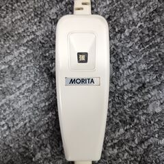 1人だけレベルの違う足元暖房　温度切り替え（弱・中・強）こたつヒーターの画像