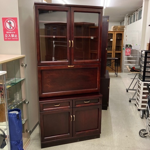 K2511-402 カリモク RUSTIC カップボード ライティング収納 棚板用金具欠損 キズ汚れ有り 上下分割不可