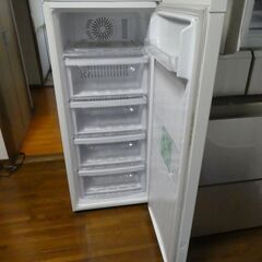 冷凍庫　121Lの画像