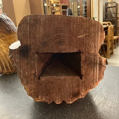 K2511-404 木彫りのフクロウ 置物 オブジェ インテリア 縁起物 全長約35cm キズ汚れ有り の画像