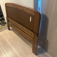 ニトリ　セミダブルベッドの画像