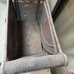 アンティーク　乳母車の画像