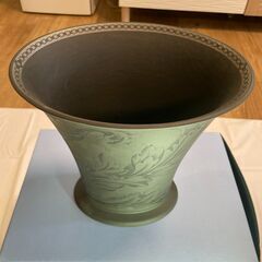 【新品】【未使用】　WEDGWOOD　ウエッジウッド　ジャスパー　オーバル　フラワーベース　花瓶　希少の画像
