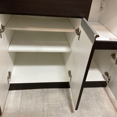 取りに来れる方限定！ニトリの2枚扉レンジボードです！の画像