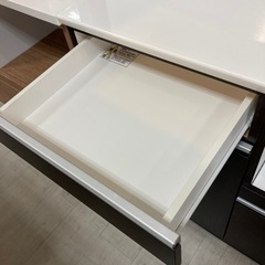 取りに来れる方限定！ニトリの2枚扉レンジボードです！の画像