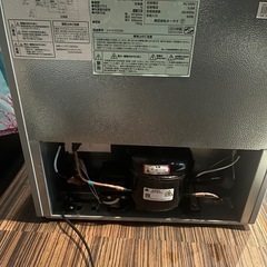 【取りに来てくださる方限定】2024年製冷凍庫31Lの画像