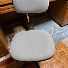 学習机＋椅子　サンドバッグスタンドの画像