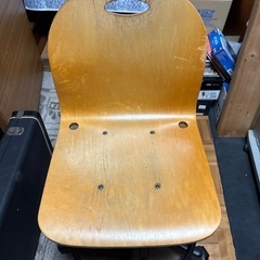 学習机＋椅子　サンドバッグスタンドの画像