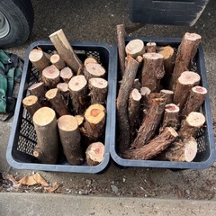 薪 丸太　ストーブ用の画像