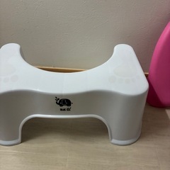 補助便座とトイレ用ステップ台の画像