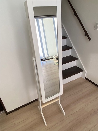 ‼️値段交渉応じます‼️ドレッサー付きスタンドミラー