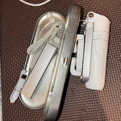 セルカ棒と、モバイルバッテリーなど、差し上げます。ます。の画像