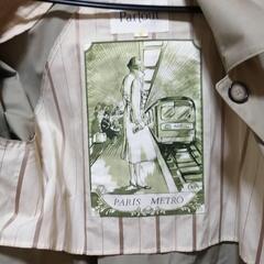 カーキ色　トレンチコート　美品の画像