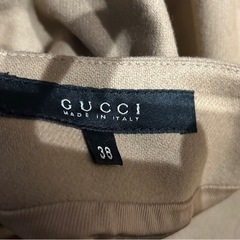 上クリスチャンDior 下GUCCI スリーニング済み　カシミヤ入り高級スカート　セットの画像