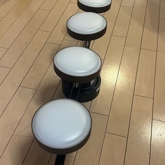 ニトリ LEDシーリングライト キャトルクロスの画像