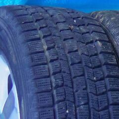 VWゴルフ用スタッドレスタイヤセットの画像