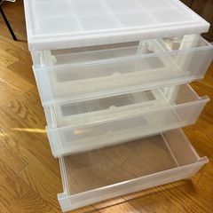 プラスチック　タンス(美品)  取引中の画像