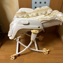 カトージのベビーチェアーの画像