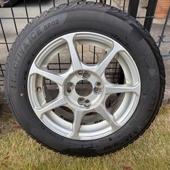 アルミ付きスタッドレスの画像