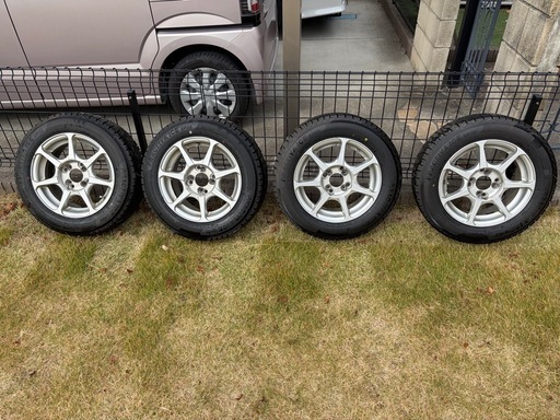 アルミ付きスタッドレス