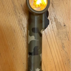 ミリタリー懐中電灯　迷彩デザインＬ型の画像