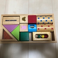 メルちゃん 救急車 おもちゃ 積み木 の画像