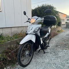 WAVE125X リアボックス付きの画像