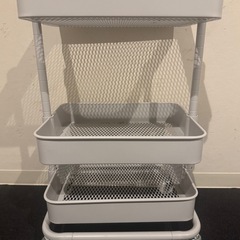 ニトリ　ワゴン　コンパクト　収納用品の画像