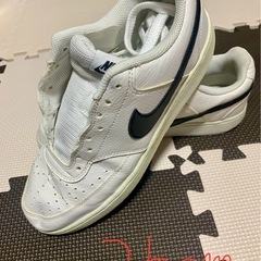 メンズスニーカー（ホームクリーニング済み）の画像