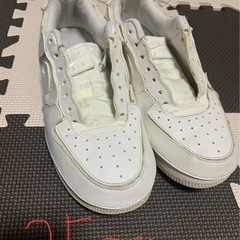 メンズスニーカー（ホームクリーニング済み）の画像