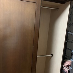 【1000円お渡し！】鏡付き スライド扉 箪笥の画像