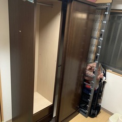 【1000円お渡し！】鏡付き スライド扉 箪笥の画像