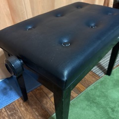 ピアノの椅子　上げ下げ調整加納タイプの画像