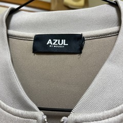 AZUL のレディースジャンパーの画像