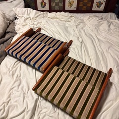 レトロな座椅子（青・緑）の画像