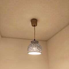 ペンダントライト　照明　E26　ゴールドの画像