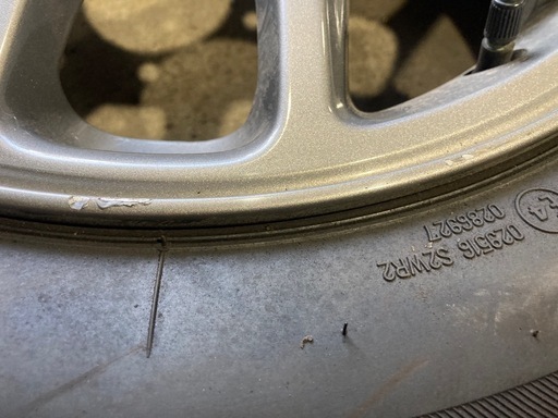 ③背面用スペア用などに スズキ ジムニー純正 JB64 BS 175/80R16 1本 タイヤはほぼ新品