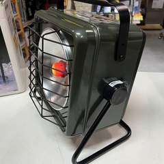 UNIFLAME ユニフレーム ワーム 屋外専用 携帯 ガスヒーター UW-200G 元箱•取説付属 動作確認済 グリーン 寒冷地でも使用可能！ 中古品 ③の画像