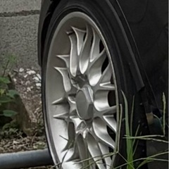 17インチ ゲバルトメッシュ？ 国産 ホイール8jの画像